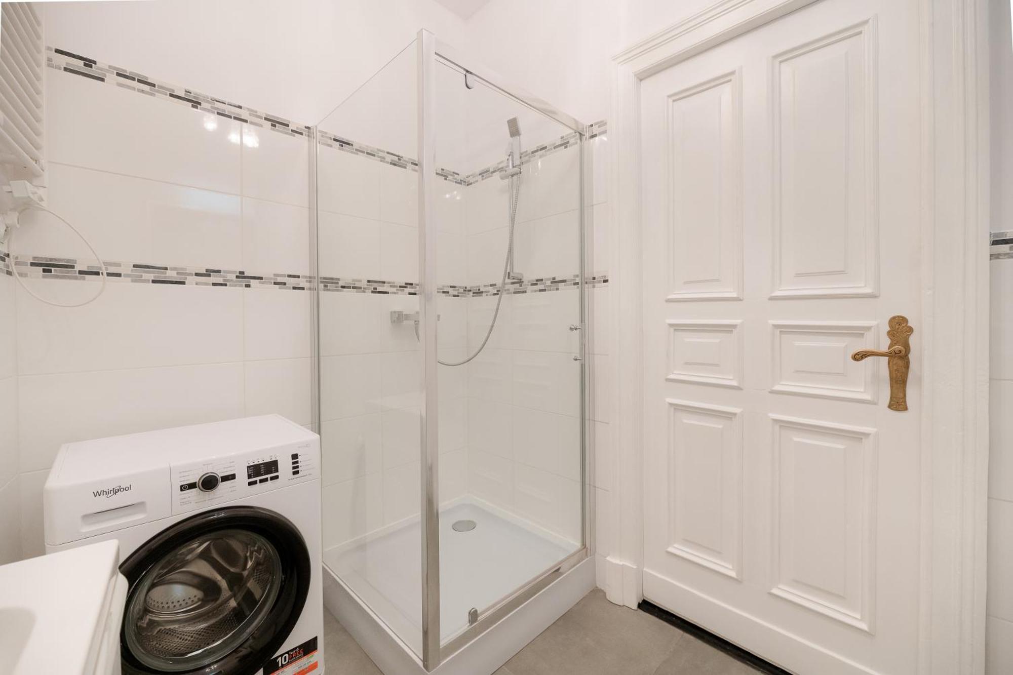 Secesja Prosta 10 - Apartament Teatralny Apartment Torun Ngoại thất bức ảnh